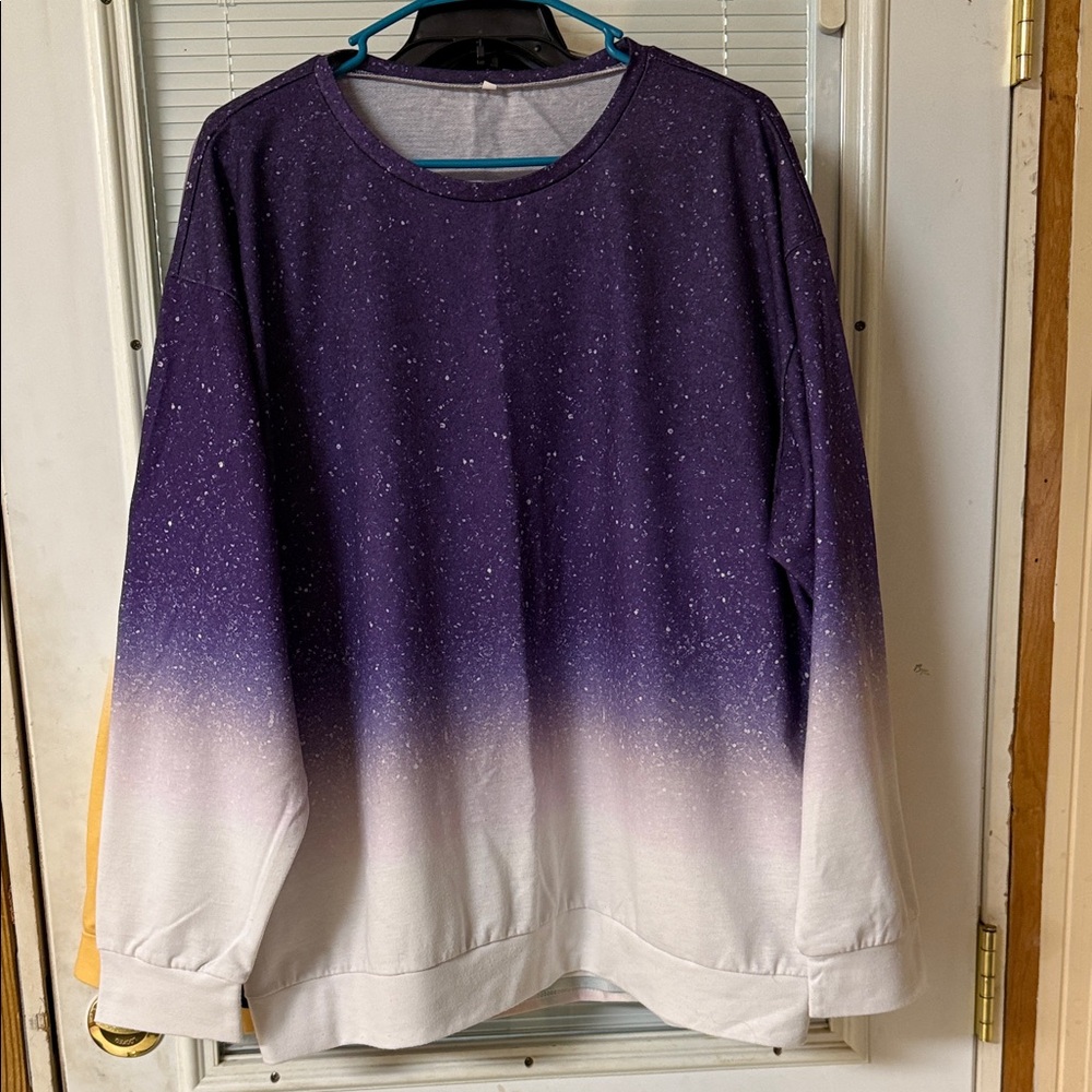 Long Sleeve Ombre Speckled Sweatshirt - Purple to White